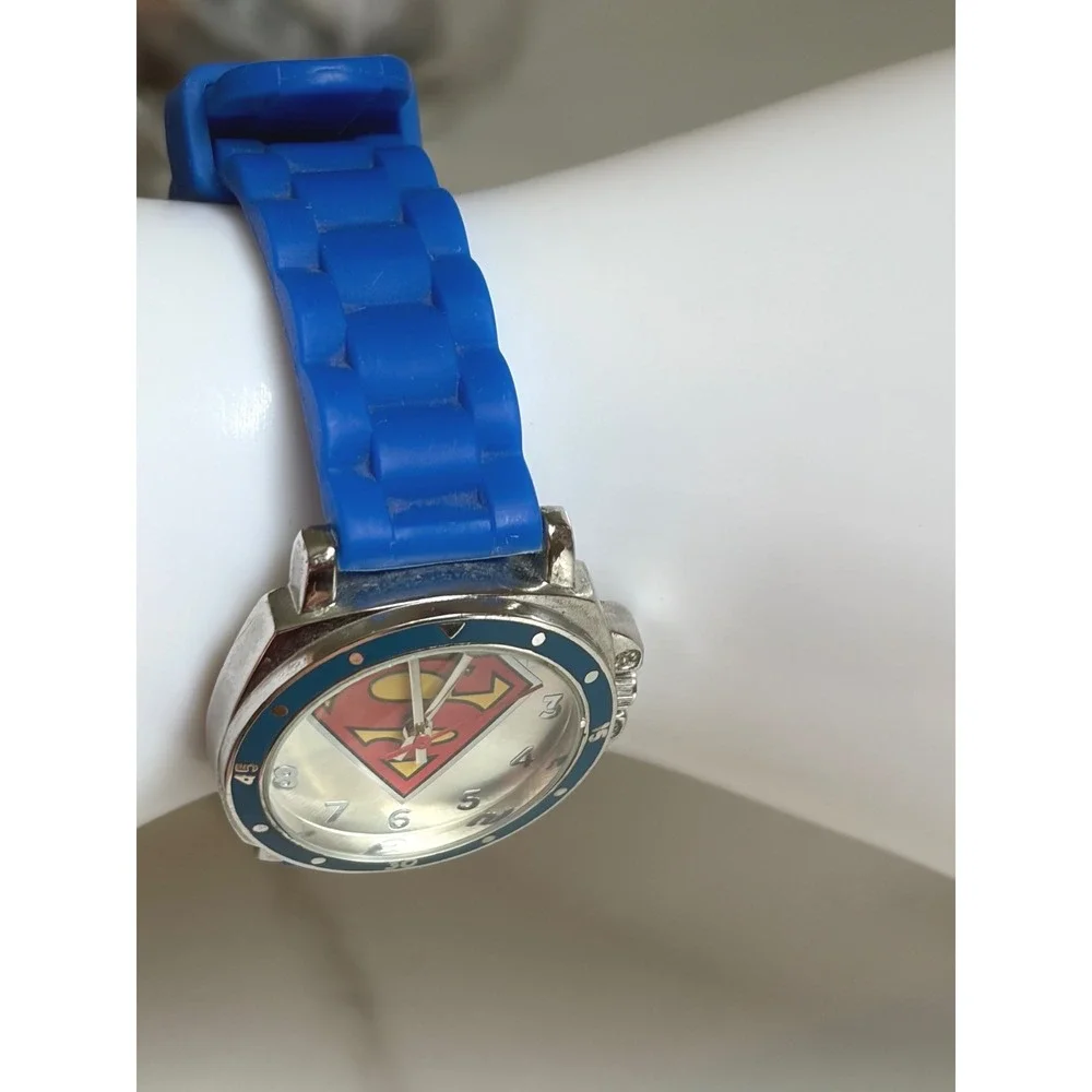 Accutime Watch Corp. superman dc